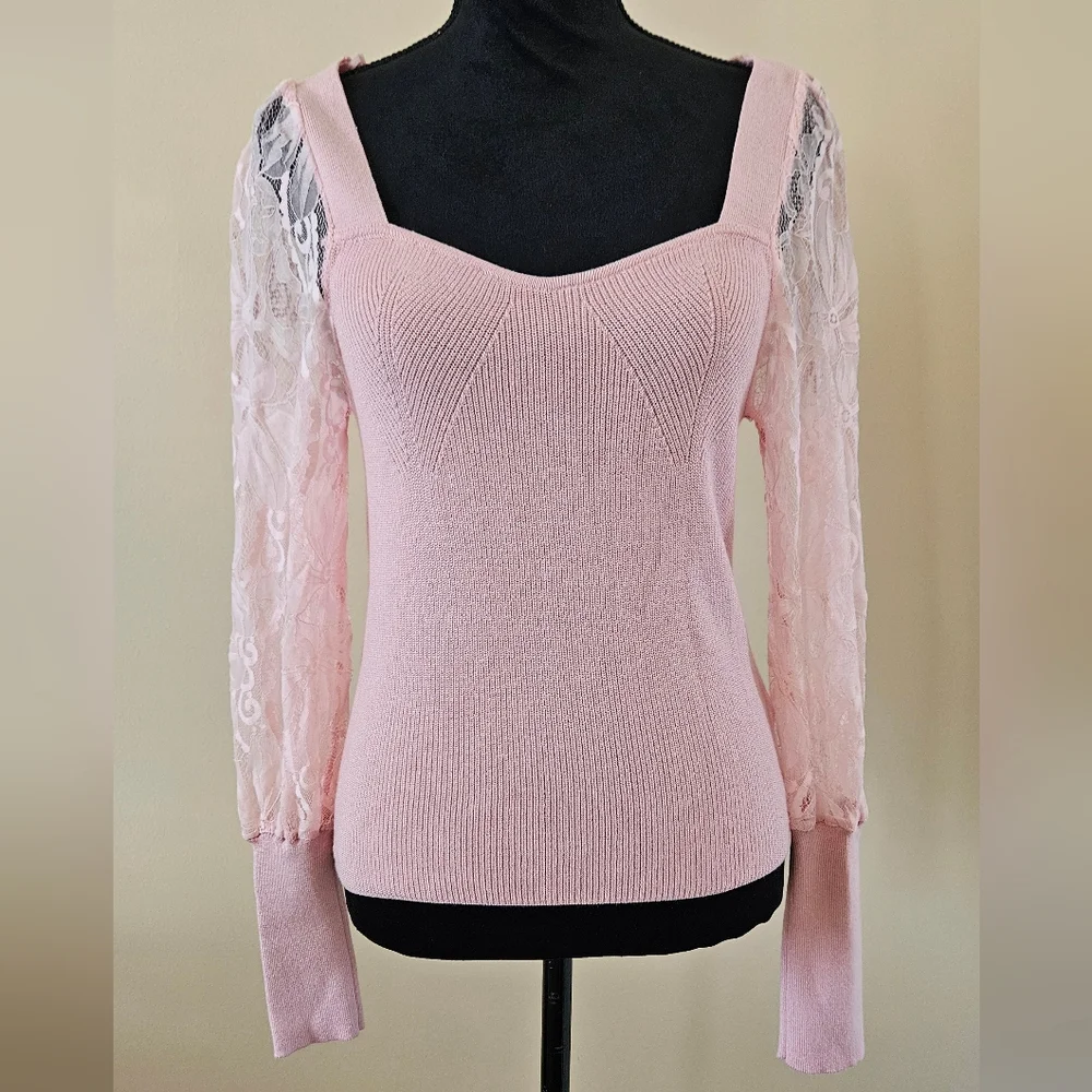 NEW Anthropologie Pink Sweater Ribbed Sweetheart Neckline Lace Sleeve Size Small